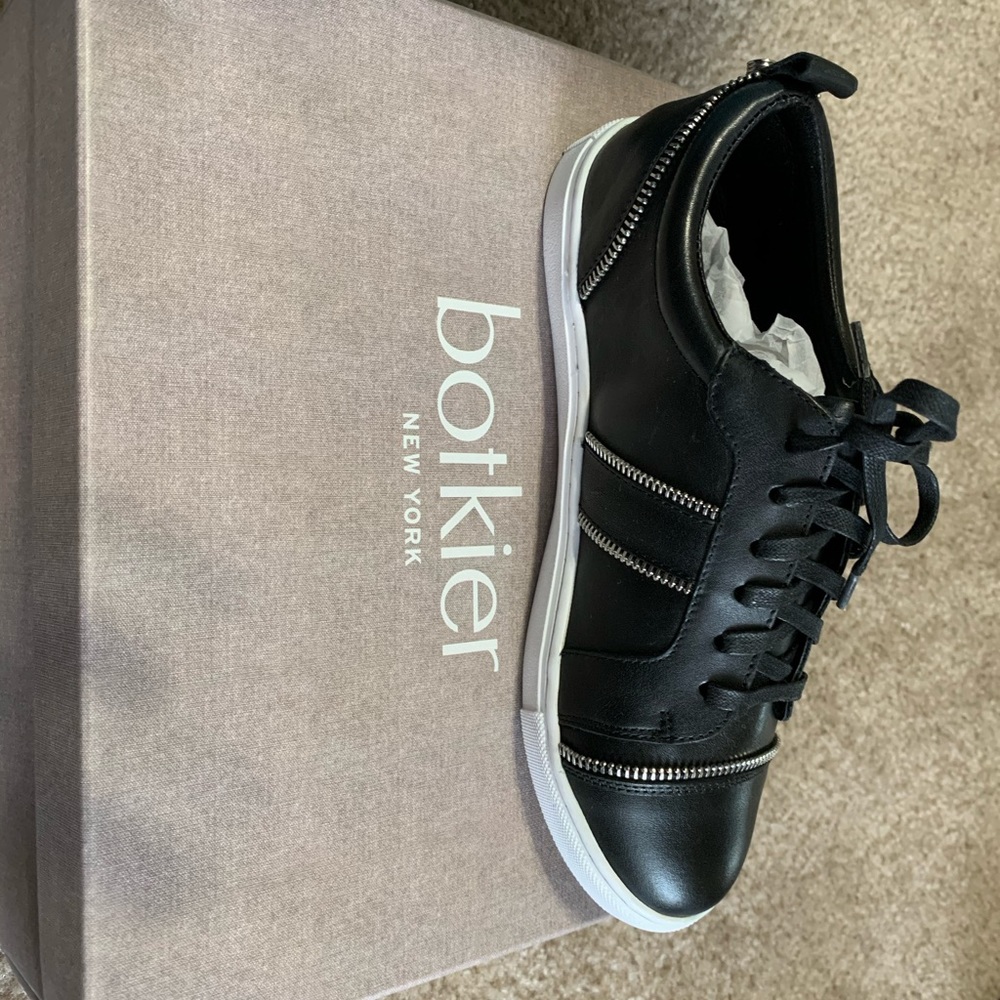 Black shoes